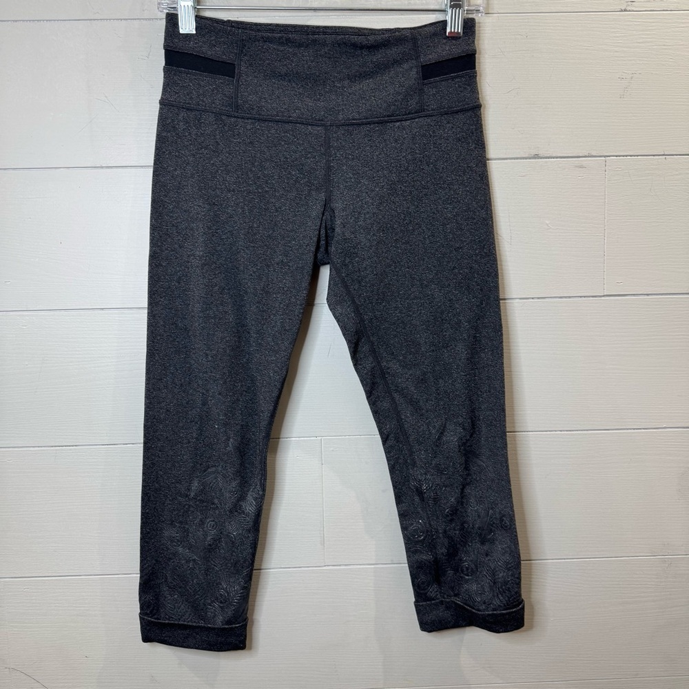 Lululemon | Acro Crop Heathered Black Leggings Size 6